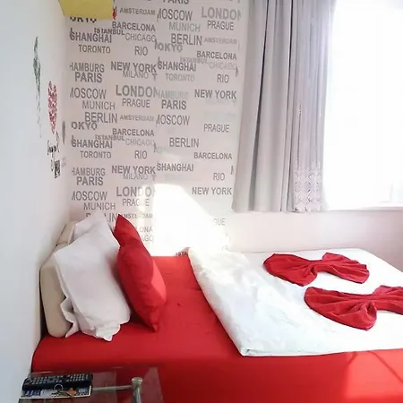 Love Studio By The Metro