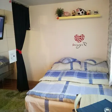 Apartament Love Studio By The Metro Praga